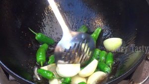 Быстрый рецпт в казане. Картошка, мясо и овощи. SUB.