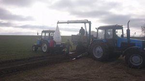 Загрузка разбрасывателя минеральных удобрений за 1 мин. #МТЗ_120