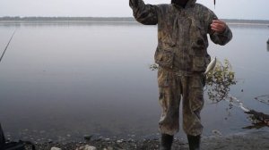 Летняя рыбалка на реке Печора. Бешенный клёв плотвы и окуня