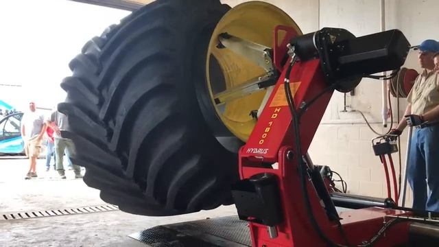 Corghi HD1800 Hydrus Heavy Duty Changer смотреть онлайн