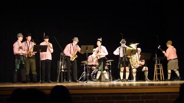 MT German Band at Follies смотреть онлайн