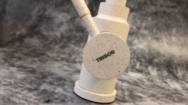 Распаковка смесителя из нержавеющей стали от бренда Trigor модели NZF11-MB-801 смотреть онлайн