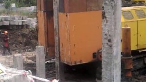 Задавливание сваи