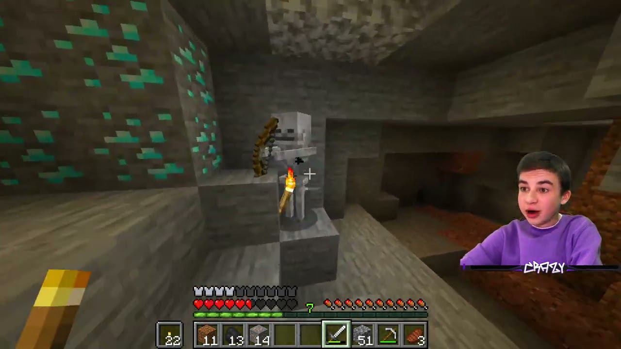 НАШЛИ АЛМАЗЫ! Выживание в Minecraft #4 смотреть онлайн