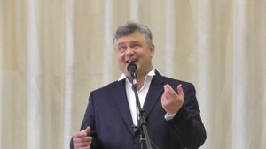 "Только у любимой могут быть такие необыкновенные глаза".Исп. В. Сохрин