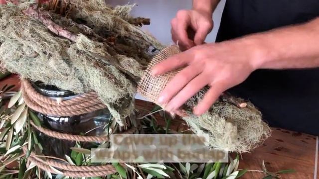 Farmhouse Christmas Arrangement смотреть онлайн