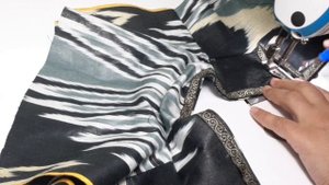 АТЛАСДАН КАСТЮМ ЁКАЛИ КУЙЛАК ТИКАМИЗ. Atlasdan kastyum yoqali ko'ylak tikamiz.