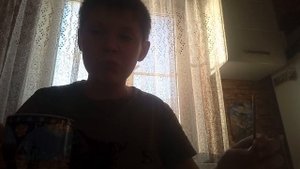 пью капучино с вкусняшками