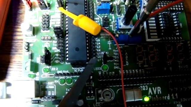 Аналоговый компаратор контроллера ATmega16
