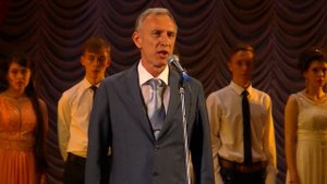 Стаханов. В школах города прошли выпускные