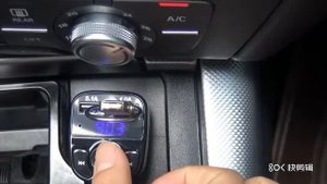 Зарядка в прикуриватель FM модулятор