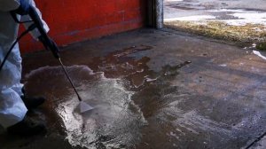 How to Clean stained concrete