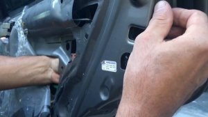 How To Replace Rear Door Handle on 1997-2001 Toyota Camry