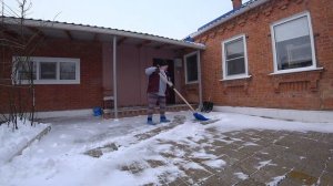 СНЕГ❄❄❄? ДВОЙНАЯ УДАЧА???? ЗАБРАКОВАЛА ЛОПАТУ? WE LIVE IN THE KUBAN  ???