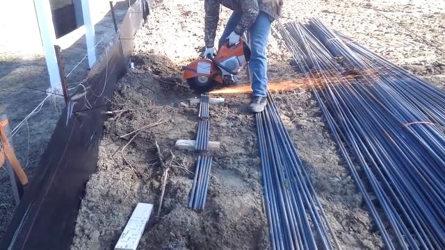Cutting rebar with a cutoff saw part 3 смотреть онлайн