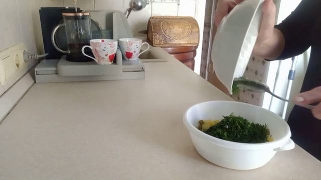 Салат с грибами (с майонезом вкуснее)