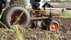 Картофелекопалка с автономным приводом