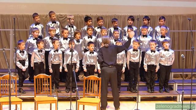 Младший хор Хоровой капеллы мальчиков "Орлята" - Полёт (Т. Попатенко, сл. Ю. Островского) смотреть онлайн