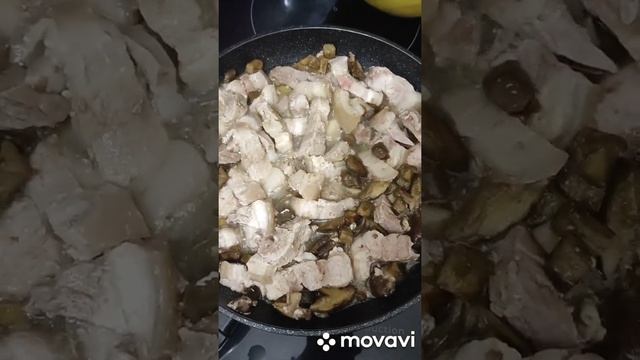 Готовим картошку с мясом грибы.#ужин #ужины#ужинрецепты #картошка #картошкасмясом #картошкасгрибами