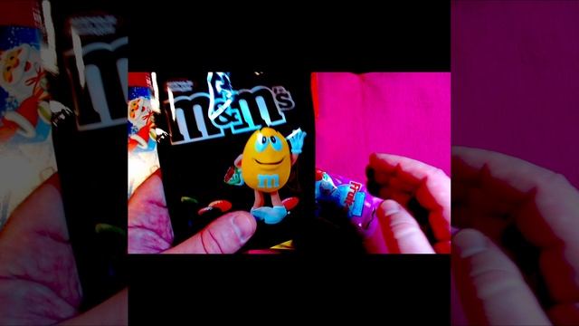 Candy's ASMR lollipops satisfying video relaxing M&Ms Kinder Oreo Skittles Twix Mars #shorts  (1)