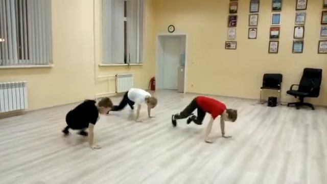 Bee boys band смотреть онлайн