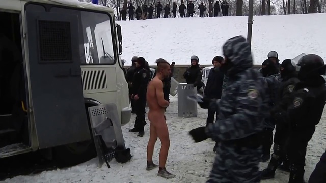 февраль 2014. Фальсификация! Как снимали видео сюжеты про евромайдан в Киеве. Читать описание