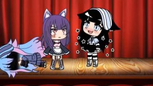 Клип песни  Looking at me