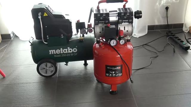 Einhell 4020610 TE AC 24 Silent Kompressor + 4137790 TC PN 50 Druckluft Tacker Pneumatic, rot, schw