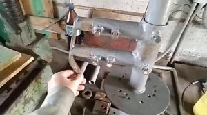 Простой и универсальный шиномонтажный станок..mp4