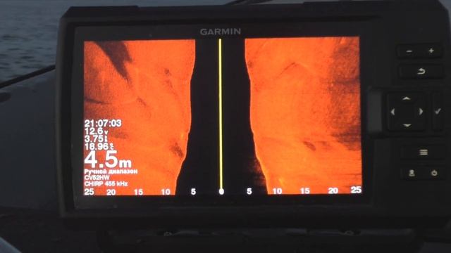 ОГРОМНЫЕ СТАИ СУДАКА на экране эхолота Garmin Striker Plus 9sv смотреть онлайн