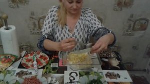 Изюминка  - Салат из мивины , Бюджетный салат .