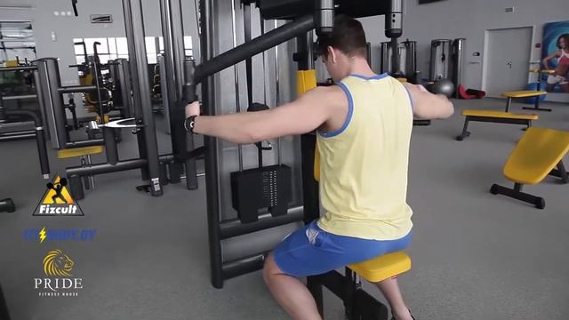 Разведение рук назад в тренажере смотреть онлайн