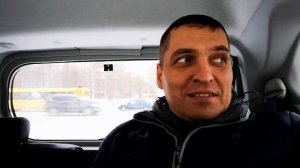 Дайхатсу Мув замеряем место для задних пассажиров...