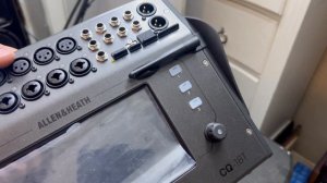 Unboxing: Allen & Heath CQ-18T Español