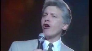 "ОСТАНОВИТЕ ЗЕМЛЮ" исп.АЛЕКСАНДР  МОРОЗОВ   1993 год