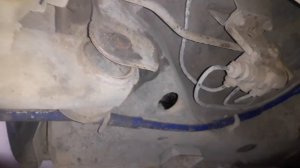 Скрип со стороны задней левой стойки ВАЗ 21099-4