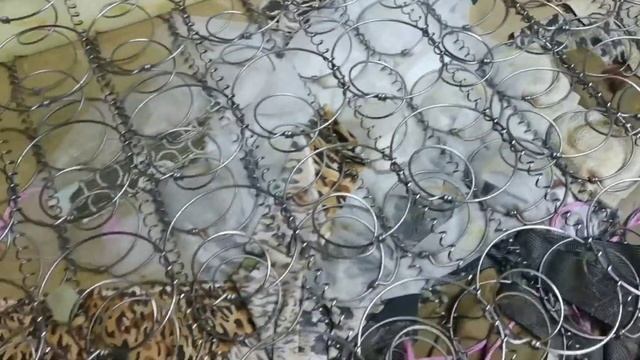 Замена пружинного блока и обивки дивана.Фабричные косяки. смотреть онлайн