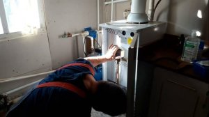 ОТОПЛЕНИЕ в СТАРОМ ДОМЕ // Переделка отопление и водопровода в деревенском доме