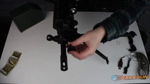 Автомат orbeegun M249 стреляет шариками орбиз