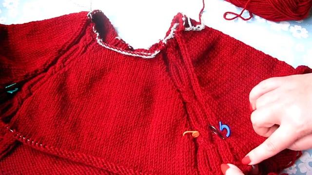 Часть 3.Экспресс МК по вязанию кокетки к красному пуловеру. смотреть онлайн
