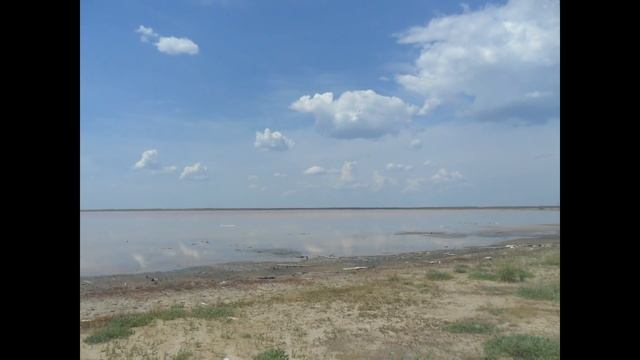 Малиновое озеро в Алтайском крае,to look: A raspberry lake is in the Altaian edge