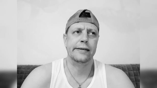 Ни один мужчина ей не помог смотреть онлайн