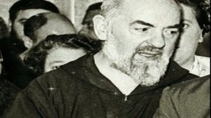 -ČUDO: „VIDIO IH JE!“ - Padre Pio OTKRIO koga je vidio u crkvi