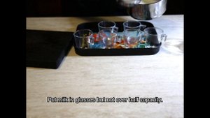 Milk and fruit jelly. Молочно-фруктовое желе - красиво и вкусно. Jelatine latte e frutta.