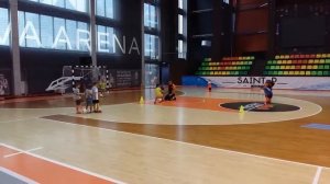 Мини-футбол. Ведение мяча и удары по воротам. Упражнения для детей 4-6 лет.