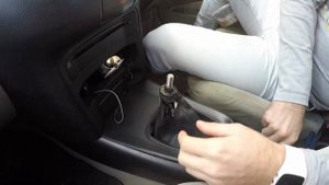 Nissan Primera P12 (2004) снятие чехла и рукоятки КПП Часть 1