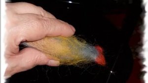 Новичкам о валянии. Рыбка для котика.mp4