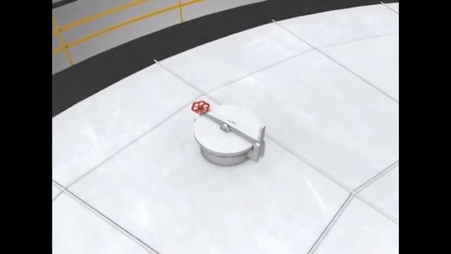 Цилиндрический вертикальный резервуар на НПЗ смотреть онлайн