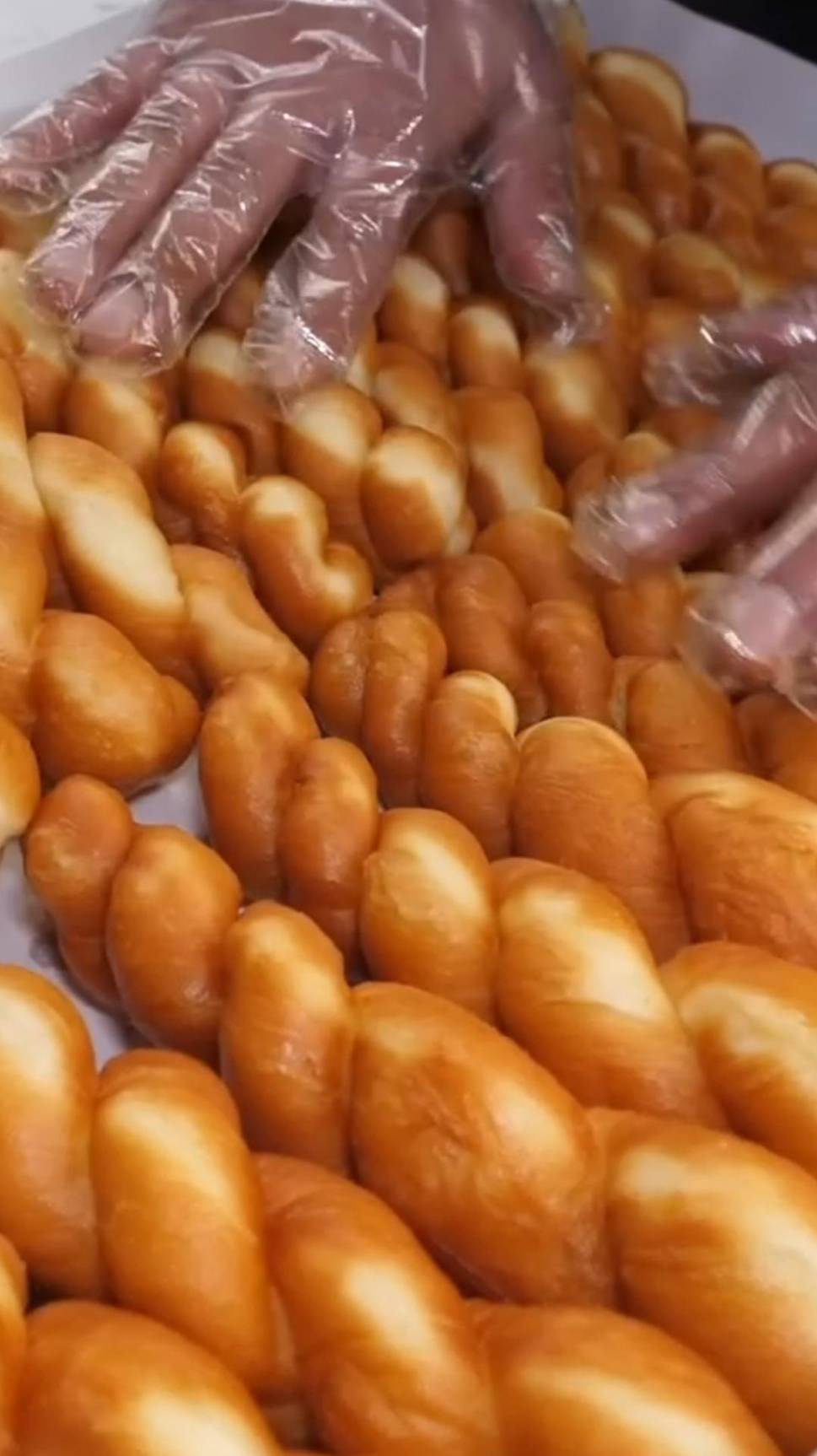 Пончики КОСИЧКА #shorts #пончики смотреть онлайн