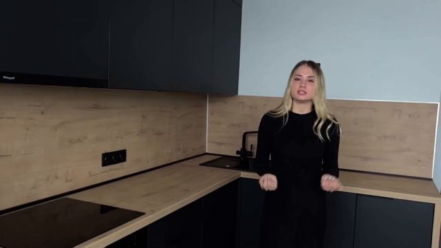 ОБЗОР СТИЛЬНОЙ ЧЕРНОЙ КУХНИ EGGER. КАК ЗАПЛАНИРОВАТЬ БЮДЖЕТ НА КУХНЮ? смотреть онлайн